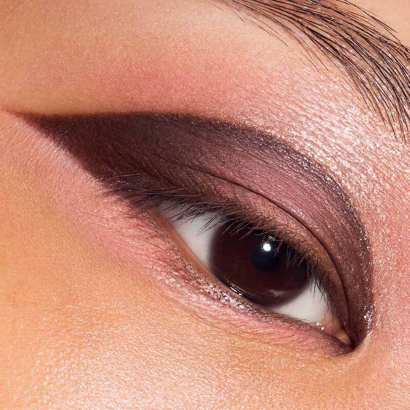MAC Dazzleshadow Eyeshadow Stick image number 30